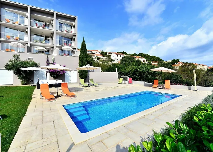 Bretia Apartments